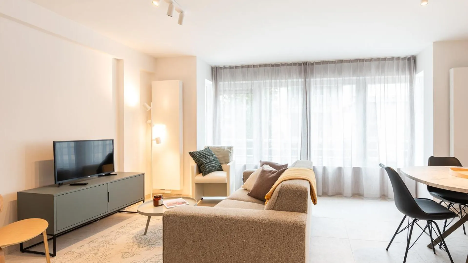 Wonderful And Fully Equipped Apartment Ostende
