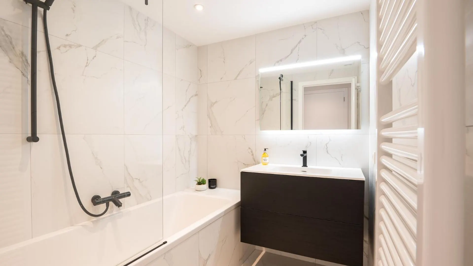 Wonderful And Fully Equipped Apartment Ostende